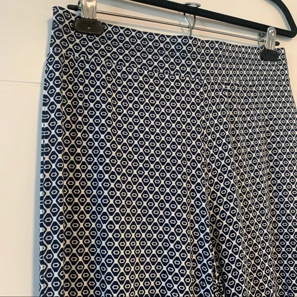 Max Studio | NWT Patterned Pants - Picture 2 of 13